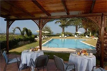 Hotel apartamentowy Covo Dei Borboni 4*