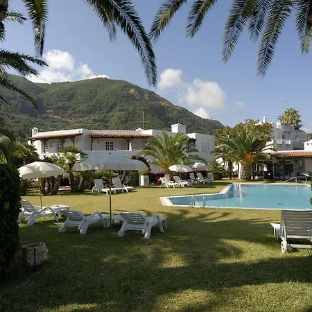 Hotel apartamentowy Covo Dei Borboni 4*