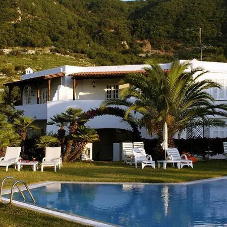 Hotel apartamentowy Covo Dei Borboni 4*